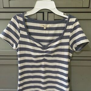 Madewell Blue and White Ribbed Ruched Short Sleeve Tee